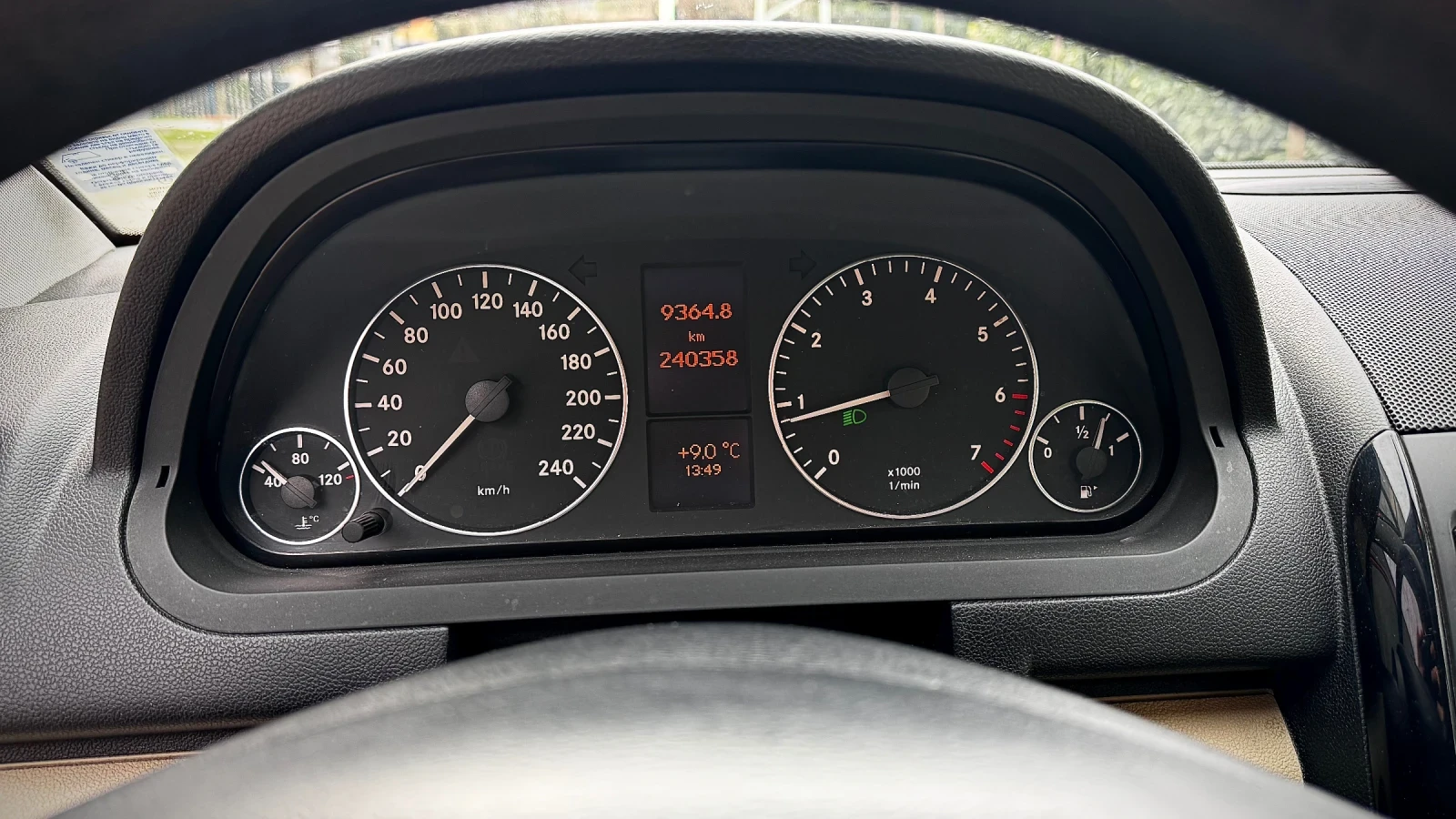 Mercedes-Benz A 170 1.7/TOP/KLIMATRONIC/PARKTRONIC, снимка 12 - Автомобили и джипове - 54032062