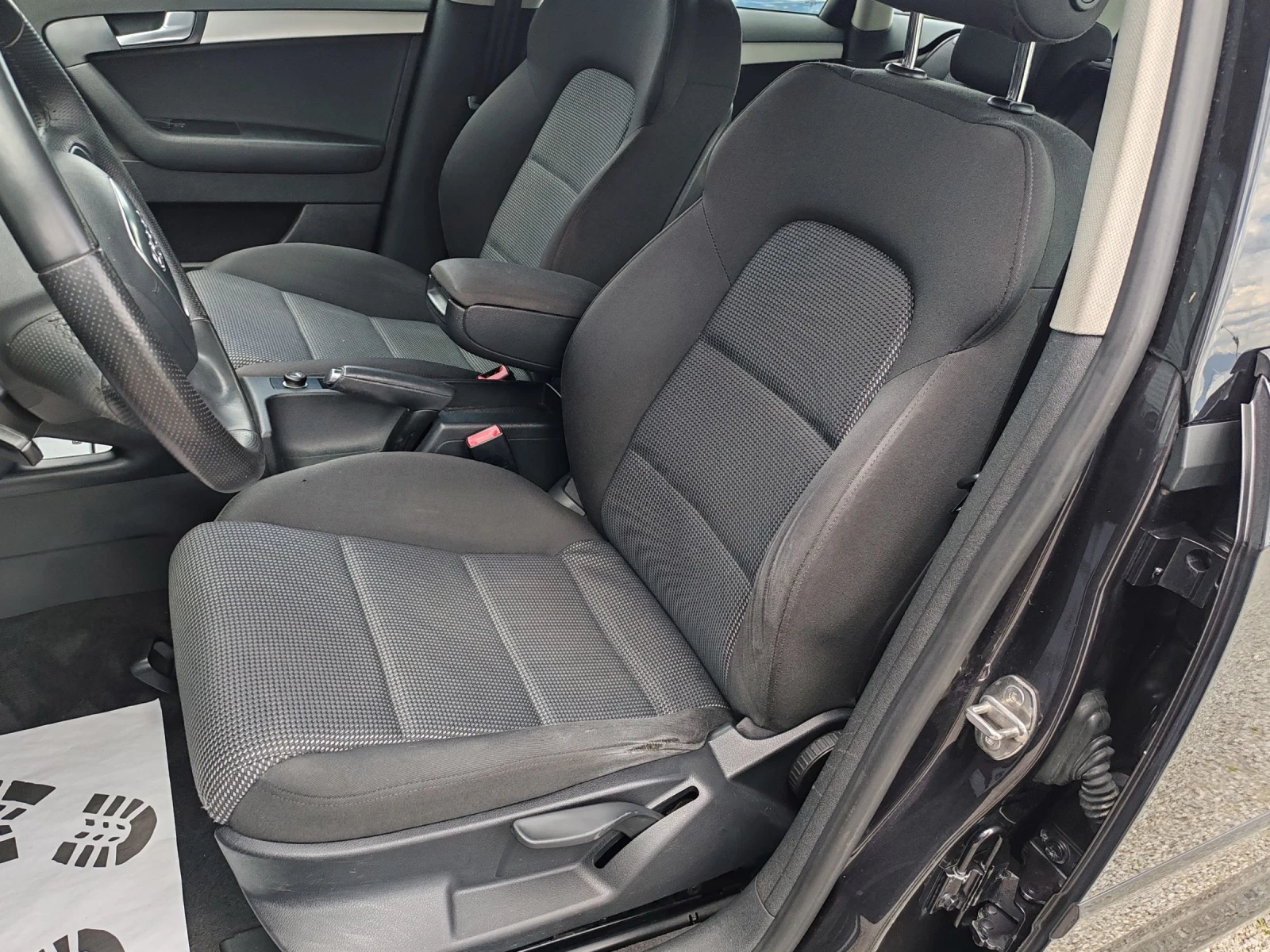 Audi A3 1.6TDI Face! Led! Xenon! Top! 180хил.км, снимка 7 - Автомобили и джипове - 54124688