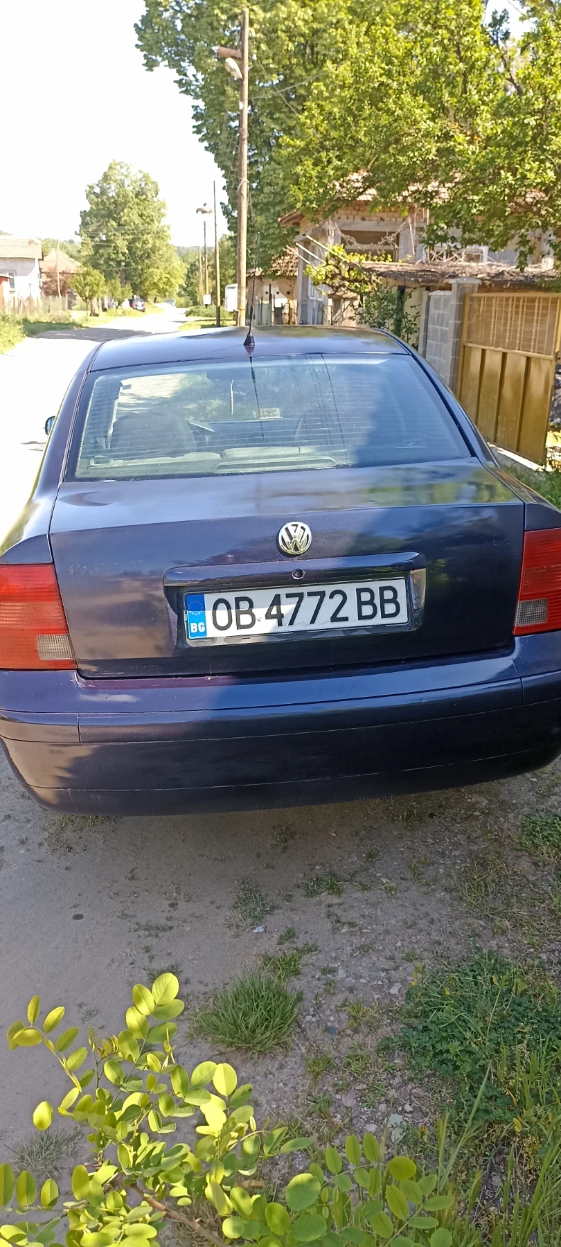 VW Passat 4, снимка 2 - Автомобили и джипове - 54503711