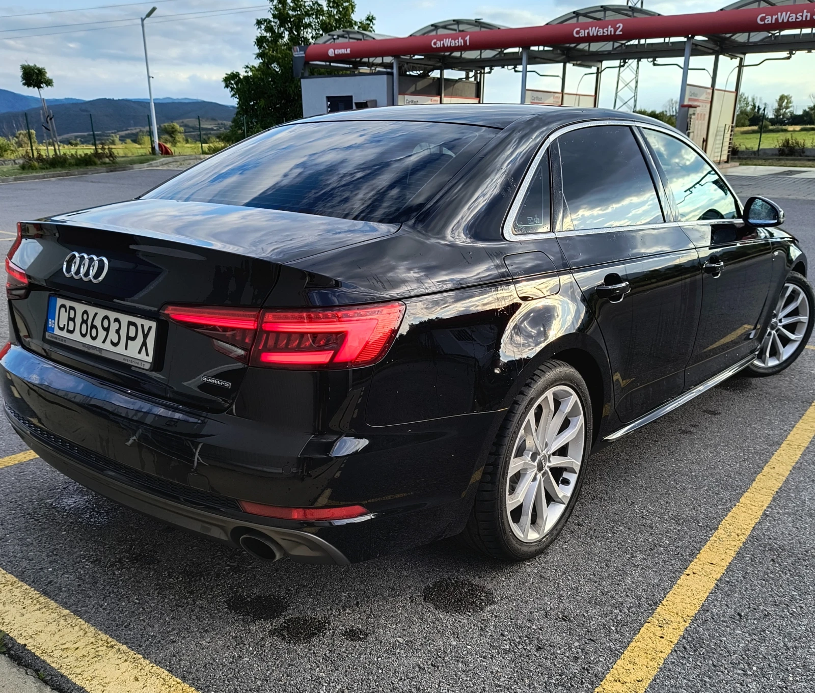 Audi A4 2.0TFSI Quattro S-line 107000km, снимка 4 - Автомобили и джипове - 55514423
