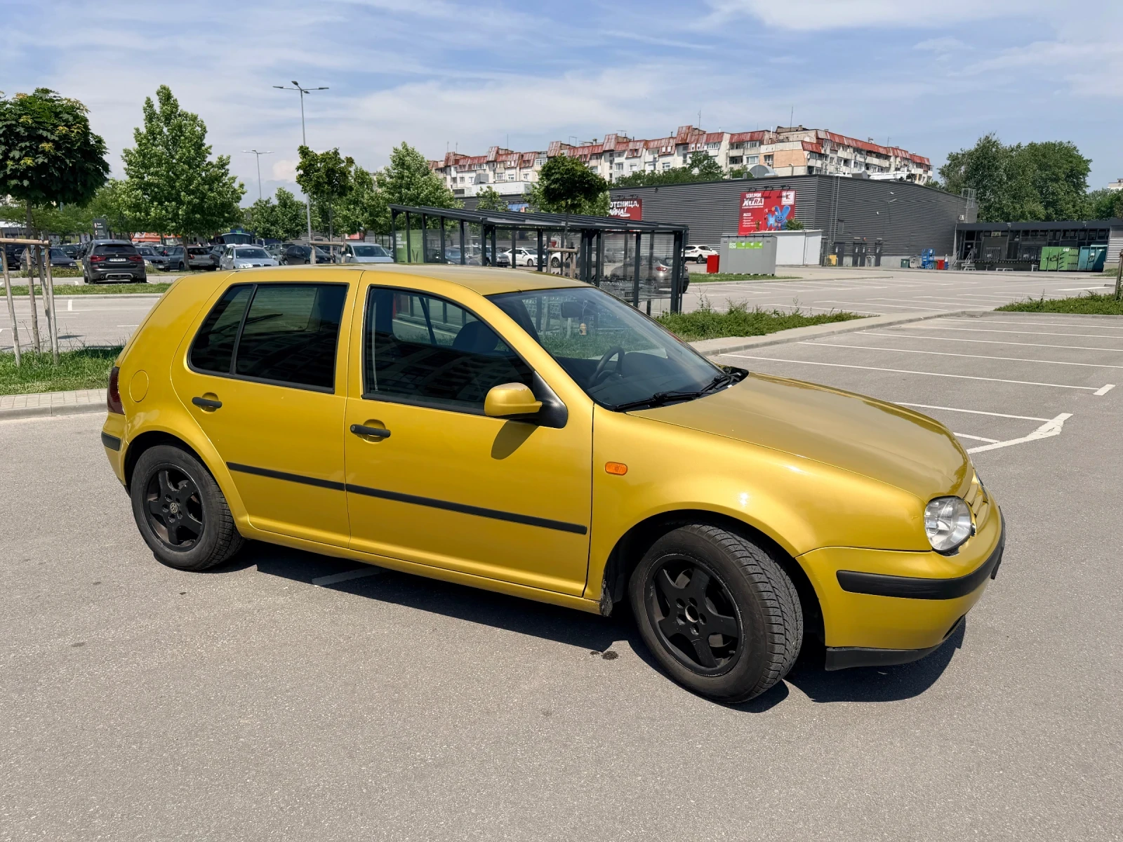 VW Golf 1.9 TDI 90 к.с., снимка 7 - Автомобили и джипове - 54801032