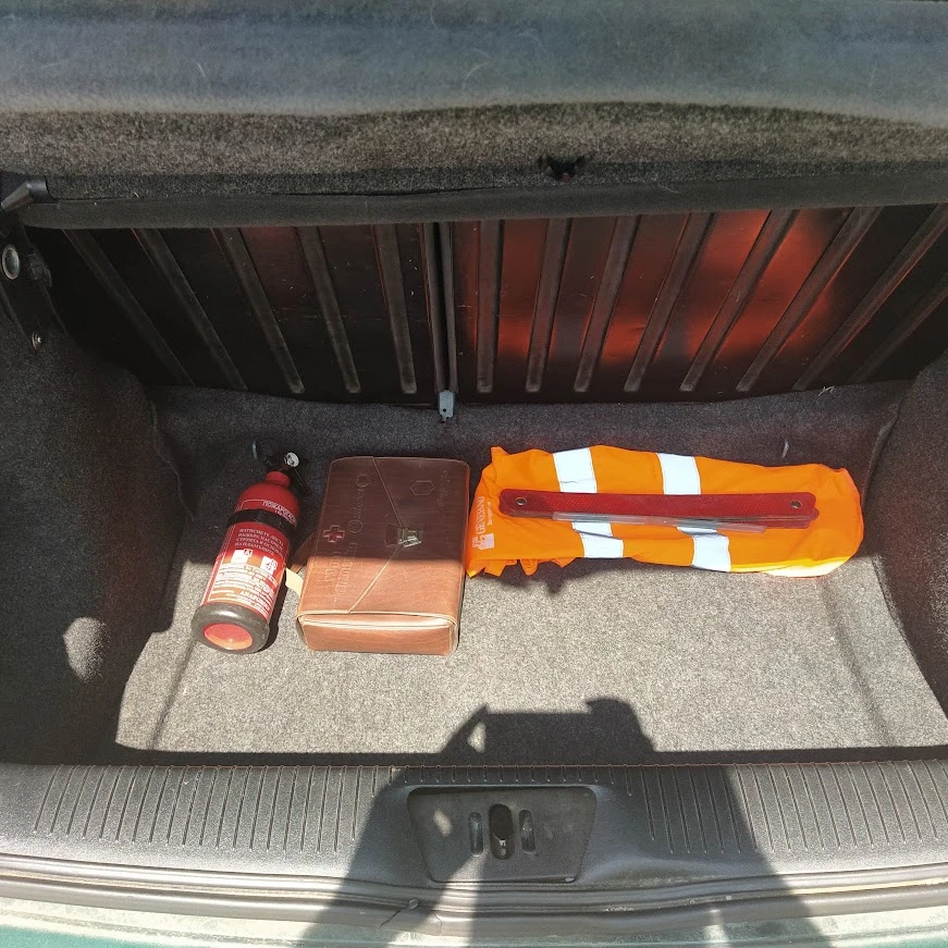 VW Polo 1.4 TDI, снимка 10 - Автомобили и джипове - 54819228