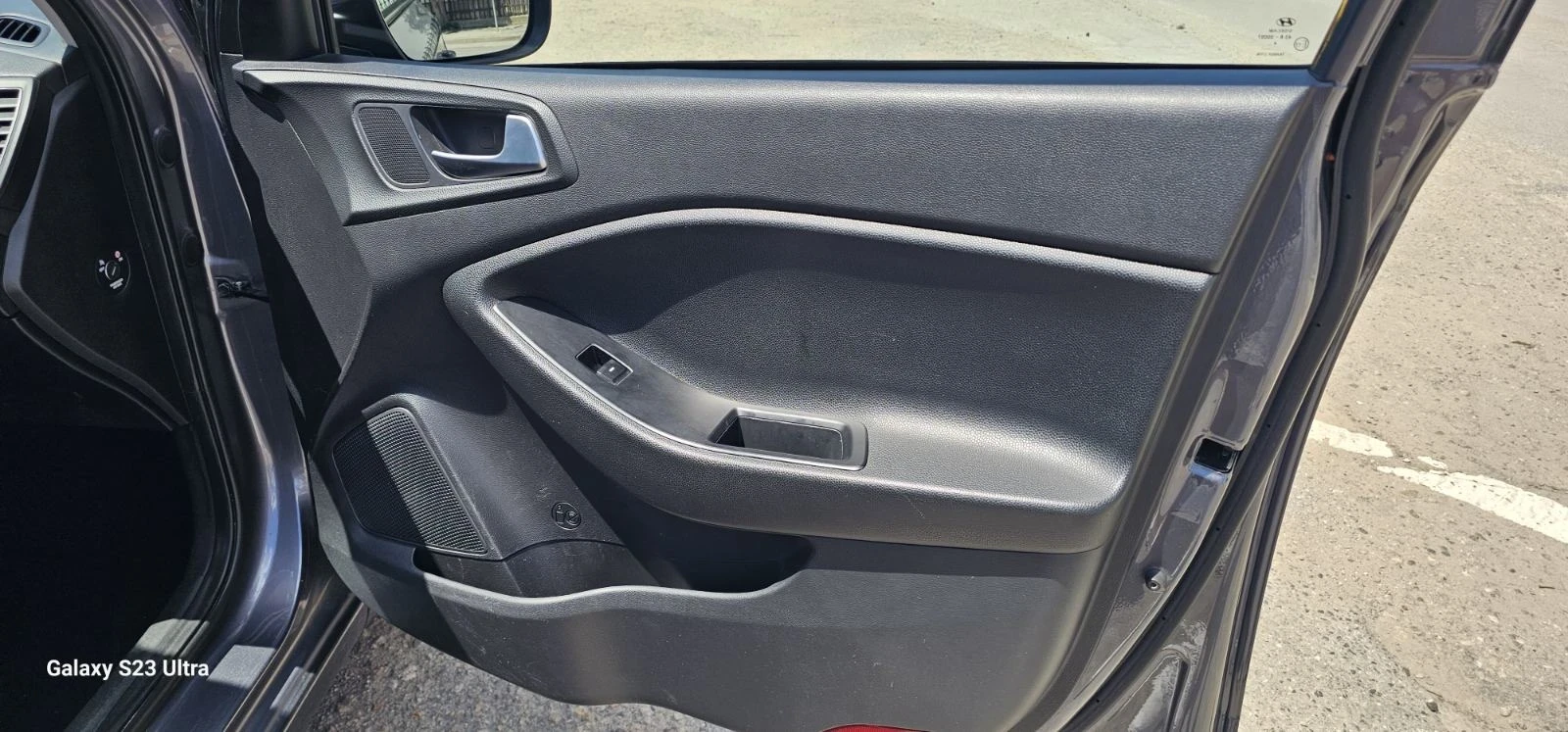 Hyundai I20 1.1 CRDi-75 k.s, EURO 6, Каско, ГО, винетка, снимка 12 - Автомобили и джипове - 54932269