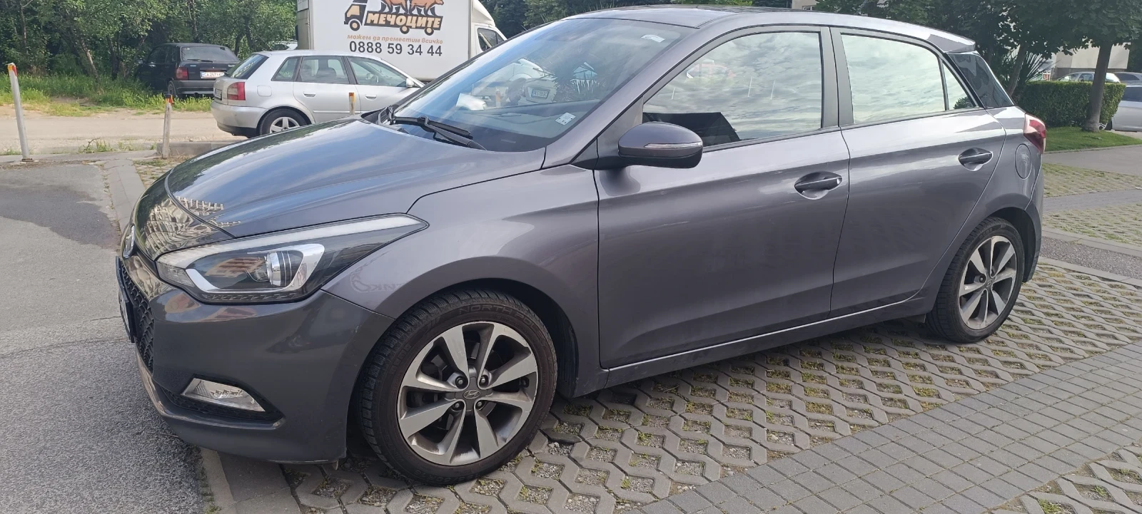 Hyundai I20 1.1 CRDi-75 k.s, EURO 6, Каско, ГО, винетка, снимка 14 - Автомобили и джипове - 54932269