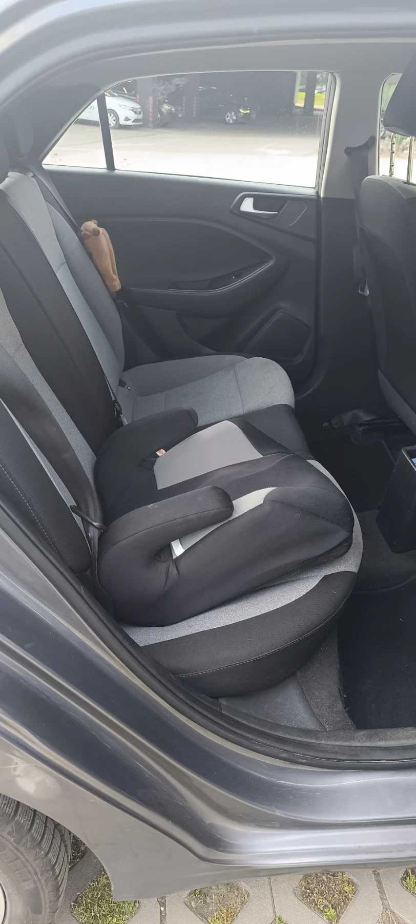 Hyundai I20 1.1 CRDi-75 k.s, EURO 6, Каско, ГО, винетка, снимка 10 - Автомобили и джипове - 54932269