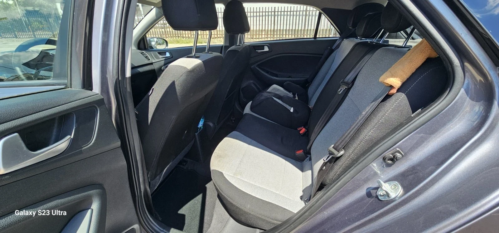 Hyundai I20 1.1 CRDi-75 k.s, EURO 6, Каско, ГО, винетка, снимка 7 - Автомобили и джипове - 54932269