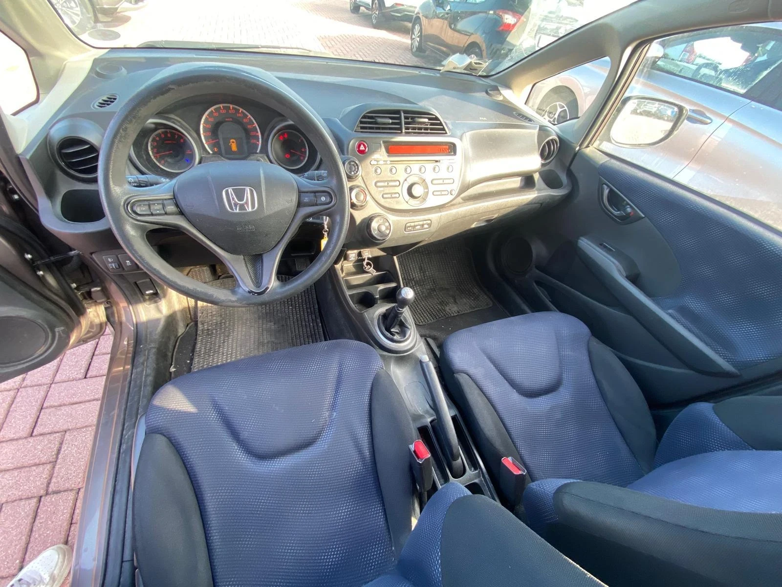 Honda Jazz 1.4 EURO 5B, снимка 8 - Автомобили и джипове - 55094289