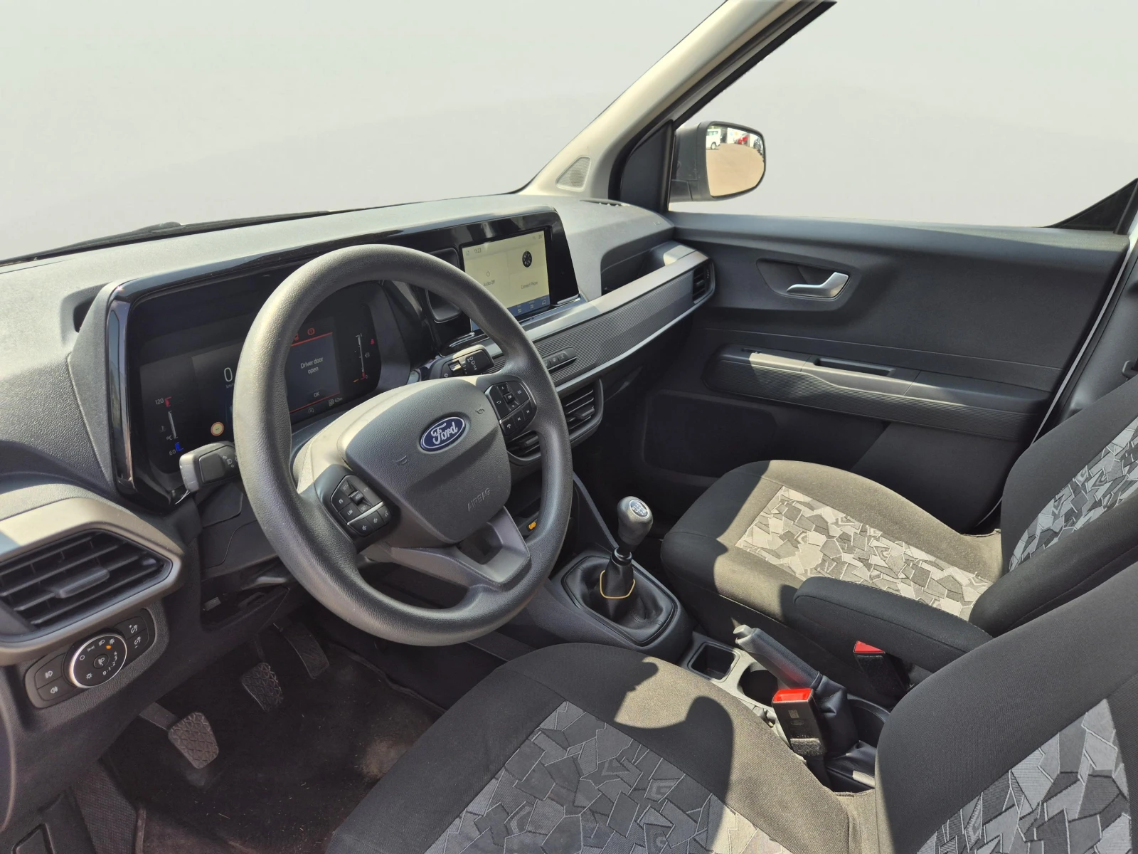 Ford Courier 1.5 EcoBlue, снимка 11 - Автомобили и джипове - 55270343