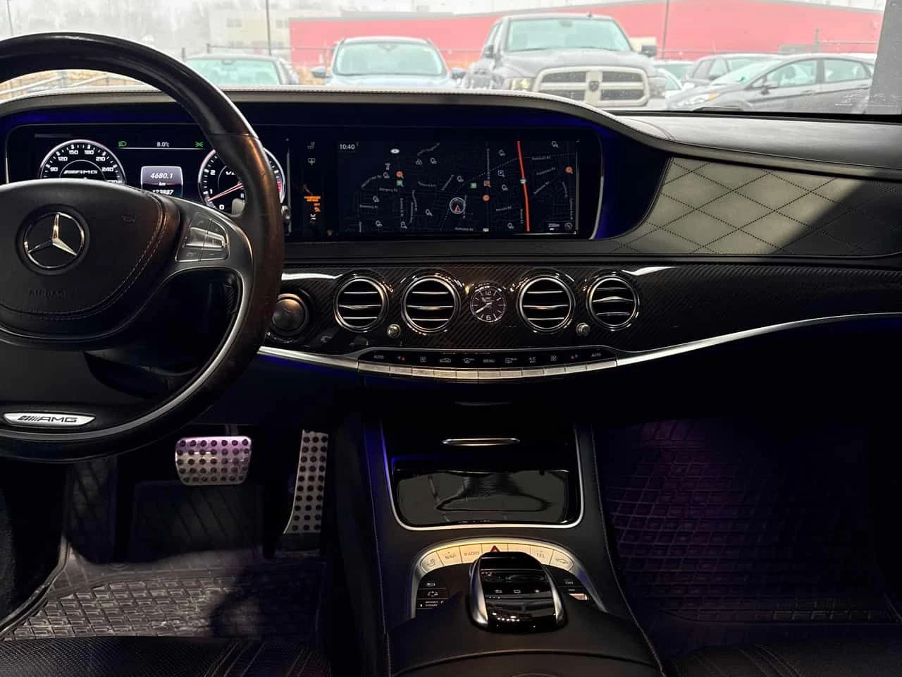 Mercedes-Benz S 63 AMG 4MATIC | CARFAX | ОБДУХВАНЕ | ПАНОРАМA | МАСАЖИ, снимка 9 - Автомобили и джипове - 55419937