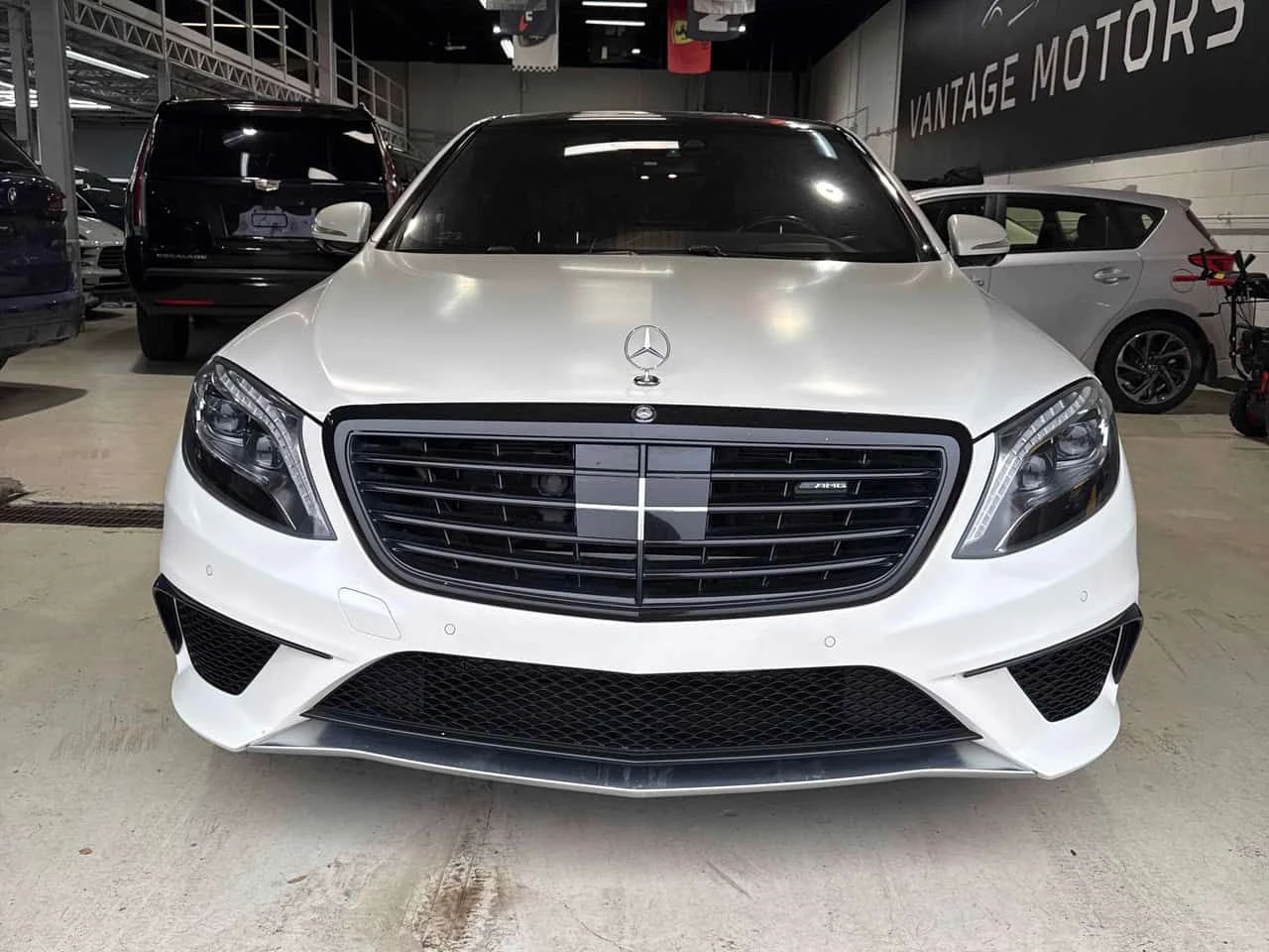 Mercedes-Benz S 63 AMG 4MATIC | CARFAX | ОБДУХВАНЕ | ПАНОРАМA | МАСАЖИ, снимка 2 - Автомобили и джипове - 55419937