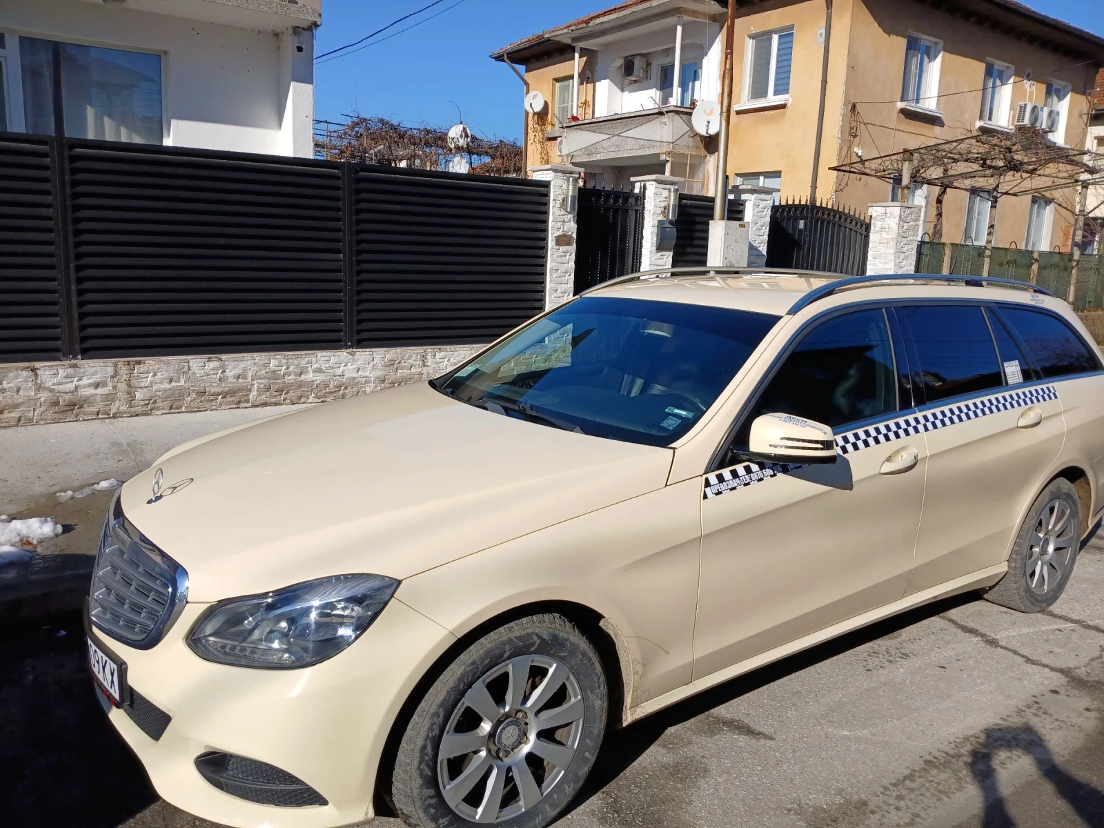 Mercedes-Benz E 220