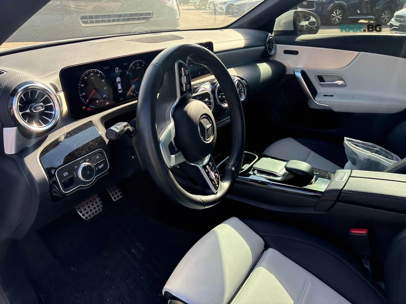 Mercedes-Benz CLA 250 АМG Pack * 360 * АвтоКредит * (ЦЕНА ДО БГ), снимка 9 - Автомобили и джипове - 56126167