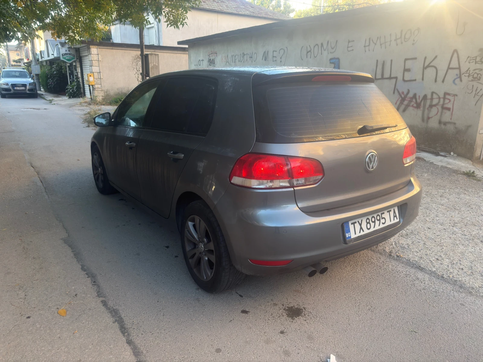 VW Golf 2.0 TDI 110, снимка 4 - Автомобили и джипове - 56423998