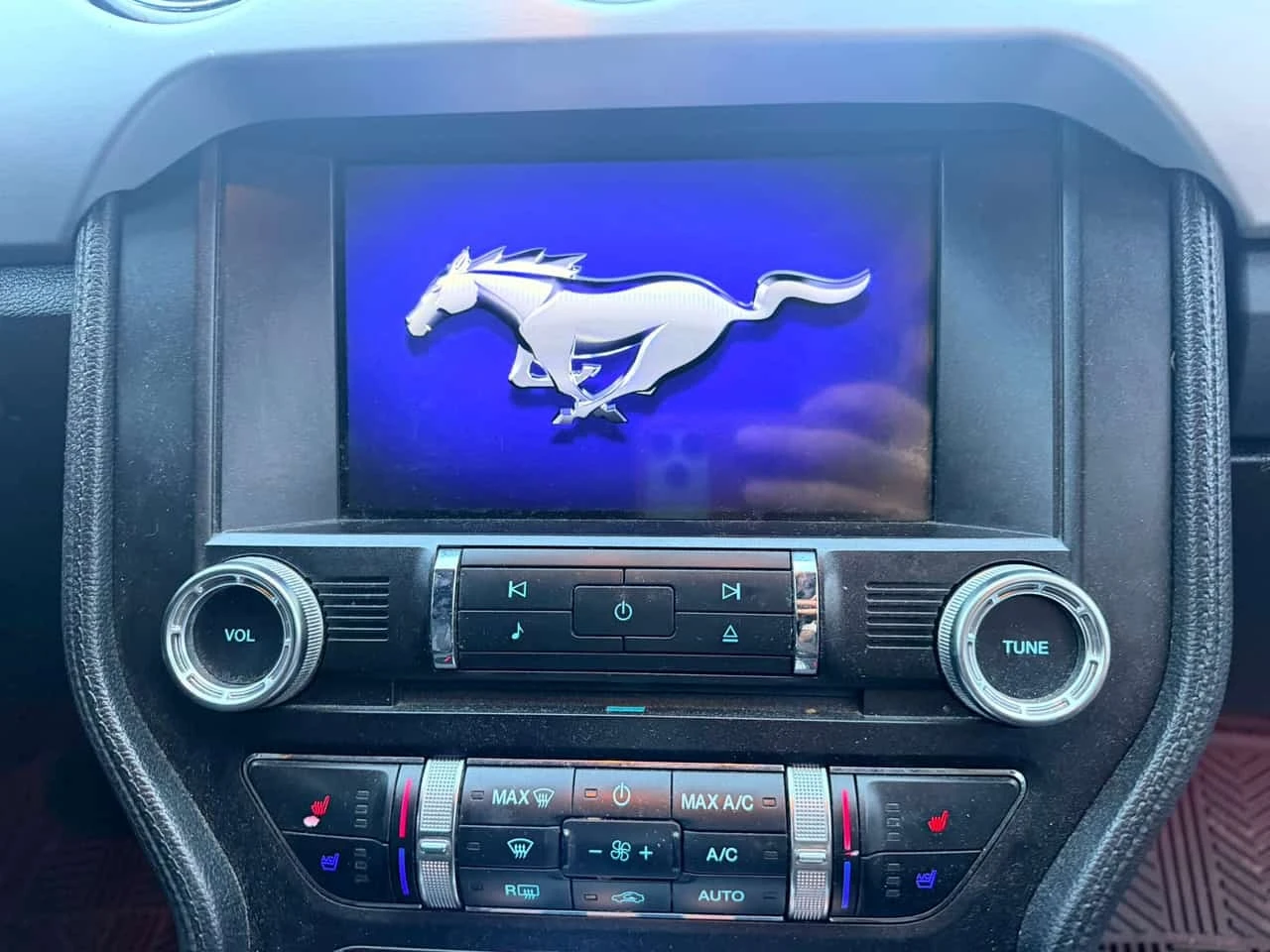 Ford Mustang * EcoBoost Premium * CARFAX * ������� * ���������  | Mobile.bg � ����������� 11