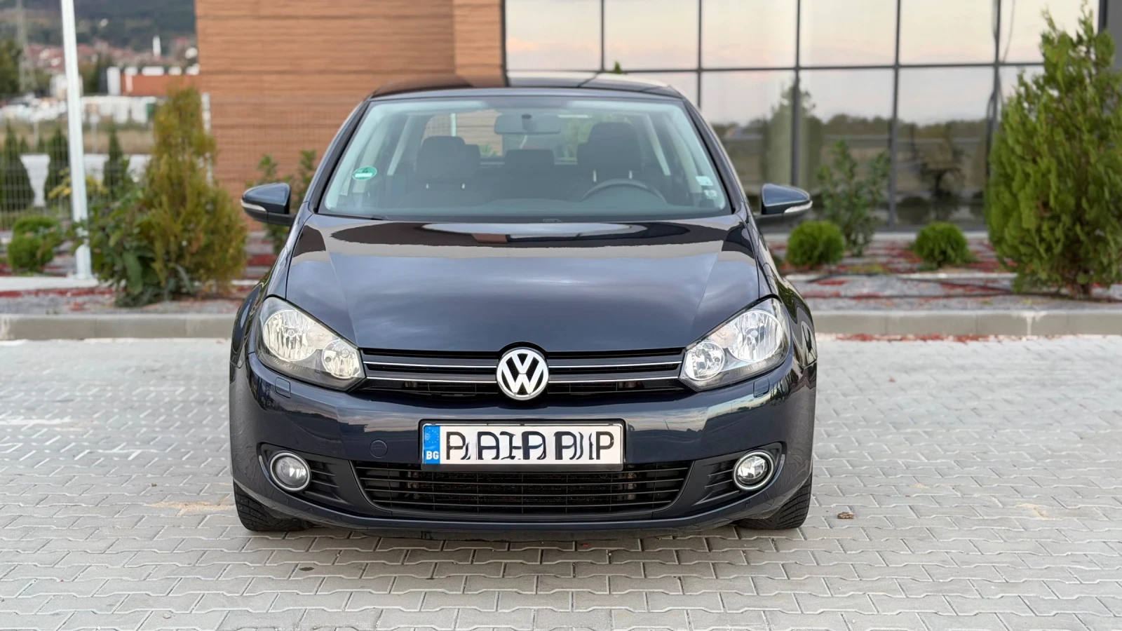 VW Golf 1.6 LPG 102кс., снимка 2 - Автомобили и джипове - 56557402