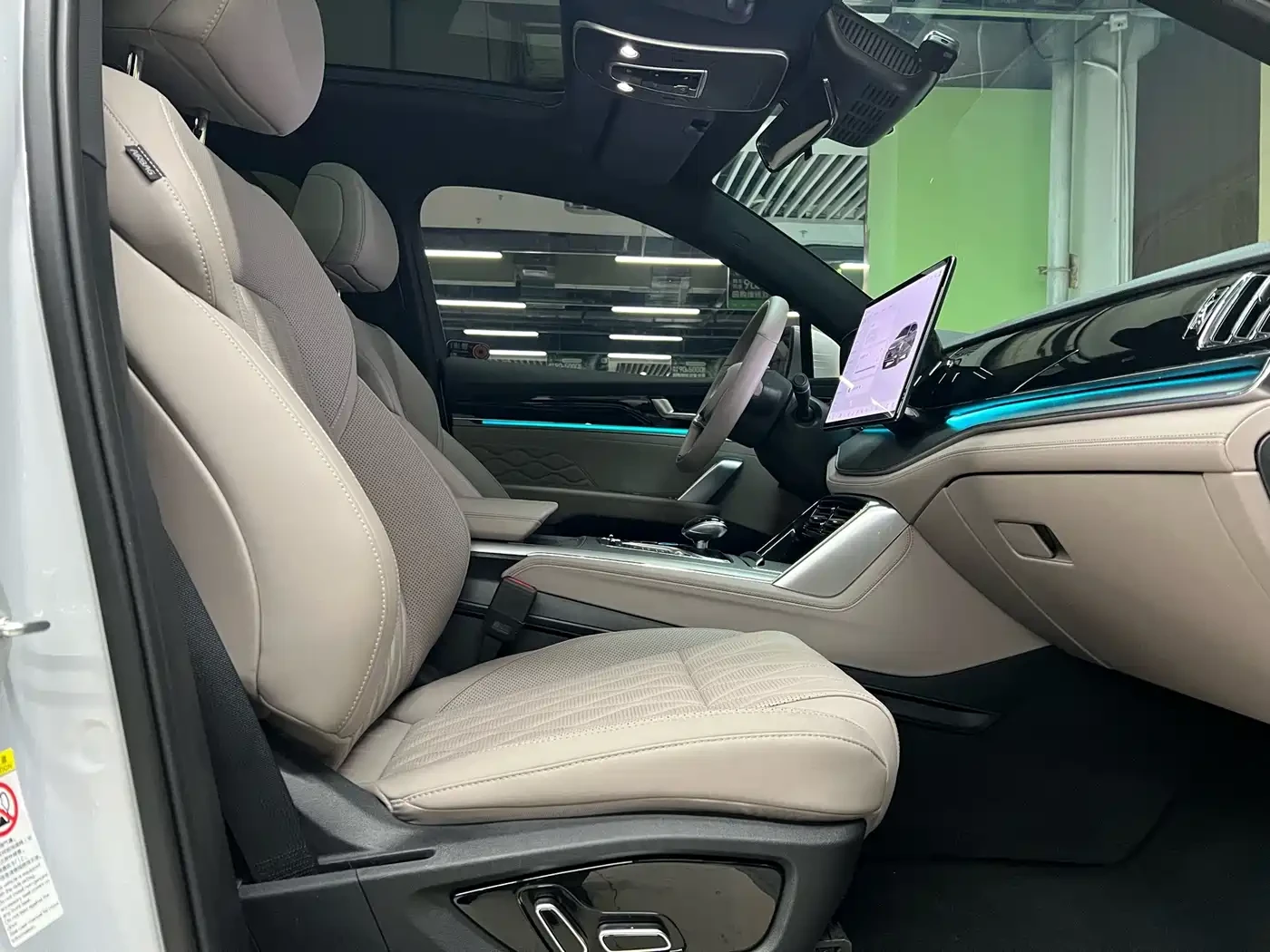 BYD Tang New Energy 2024 DM-p Glory Edition 215KM AWD Premi | Mobile.bg � ����������� 14