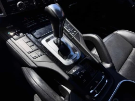 Porsche Cayenne | ОБДУХВАНЕ | ПОДГРЕВ | ПАНОРАМА | ДВА КЛЮЧА | , снимка 15