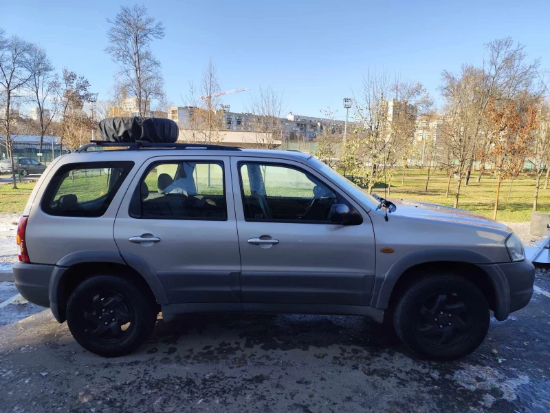 Mazda Tribute, снимка 7 - Автомобили и джипове - 48089504