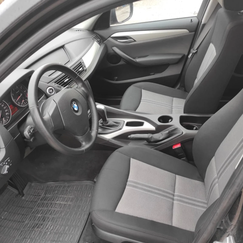 BMW X1 2.0 бензин, снимка 6 - Автомобили и джипове - 49089115