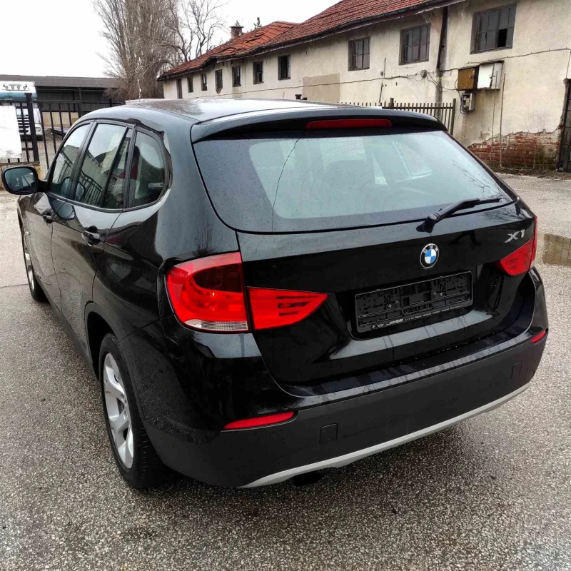 BMW X1 2.0 бензин, снимка 4 - Автомобили и джипове - 49089115