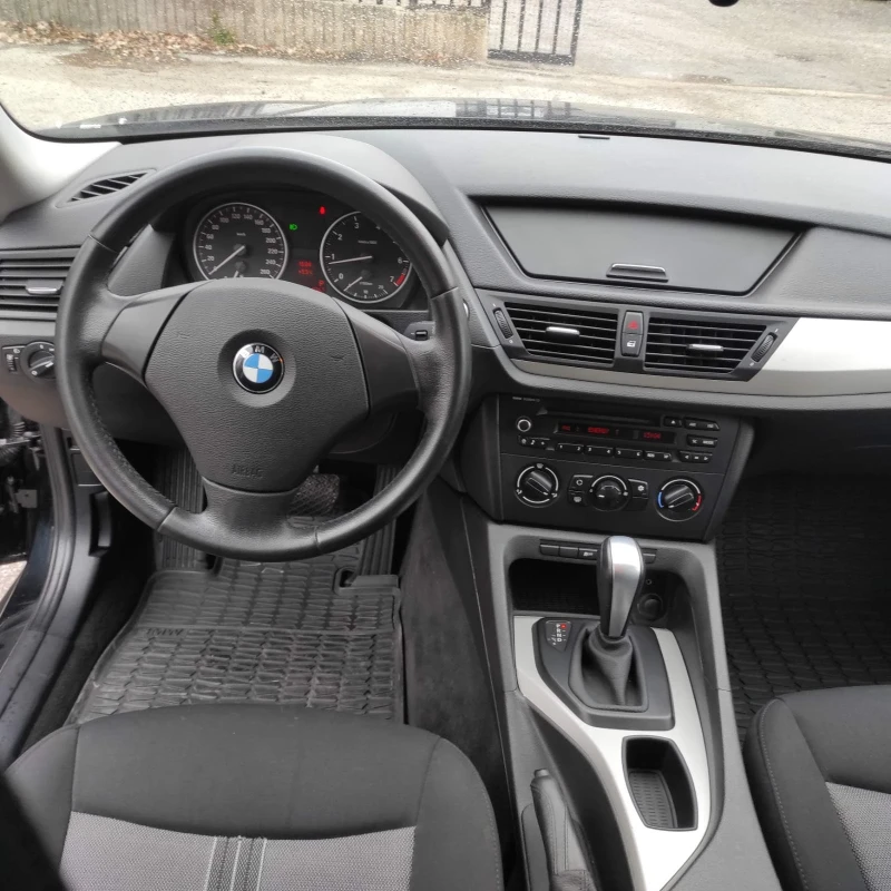 BMW X1 2.0 бензин, снимка 7 - Автомобили и джипове - 49089115