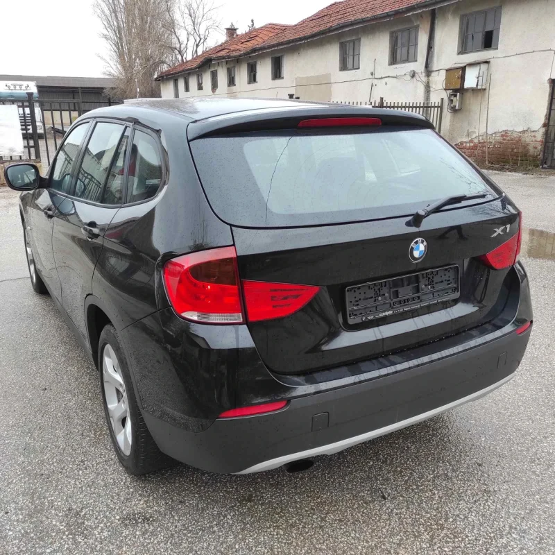 BMW X1 2.0 бензин, снимка 8 - Автомобили и джипове - 49089115