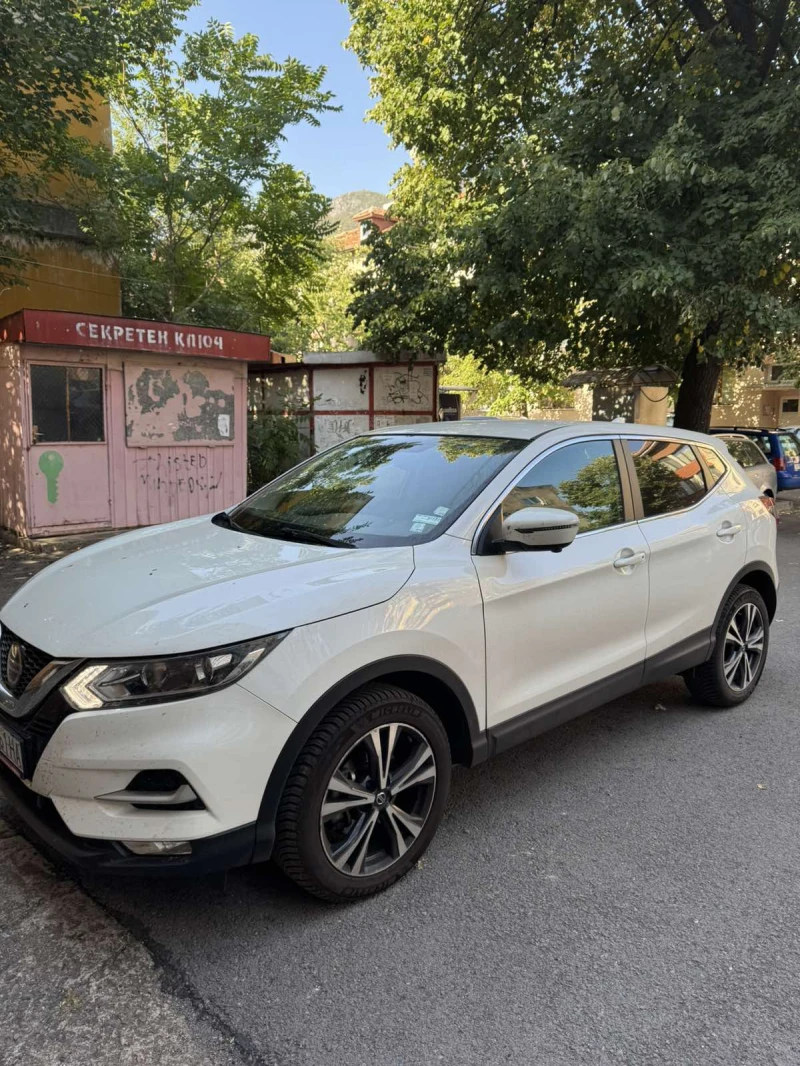 Nissan Qashqai, снимка 2 - Автомобили и джипове - 51337370