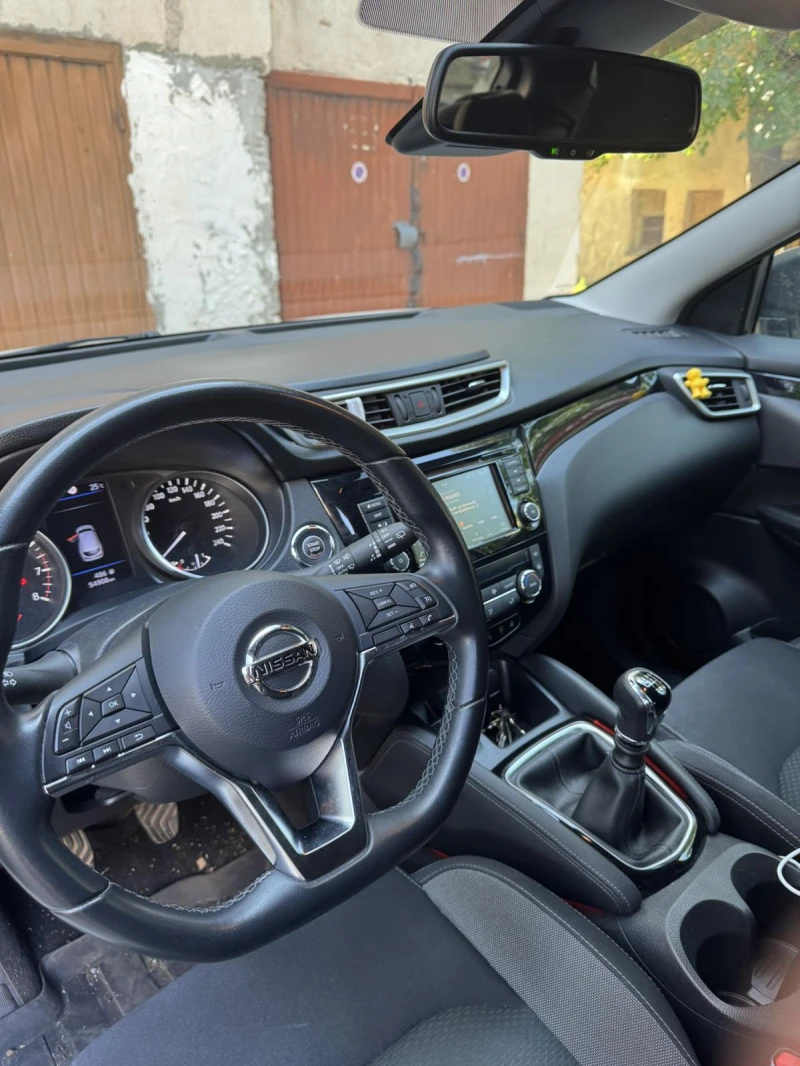 Nissan Qashqai, снимка 6 - Автомобили и джипове - 51337370