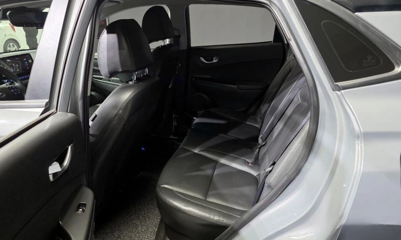 Hyundai Kona Gasoline 1.6 Turbo 2WD Modern, снимка 11 - Автомобили и джипове - 52112855
