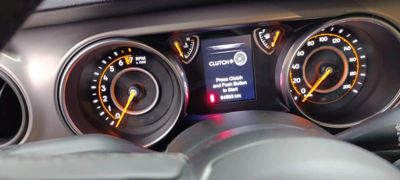 Jeep Wrangler JL 3, 6 V6 , снимка 12 - Автомобили и джипове - 52669927