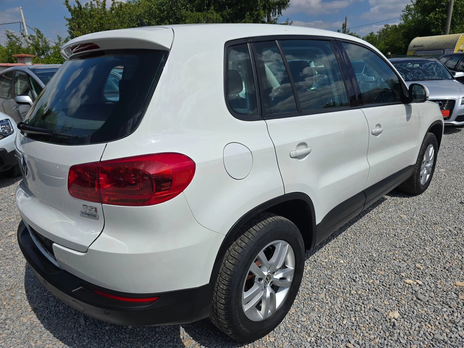 VW Tiguan 1.4I-FACE-ГАЗ-БЕНЗИН-6 СКОРОСТИ-НАВИГАЦИЯ - изображение 6