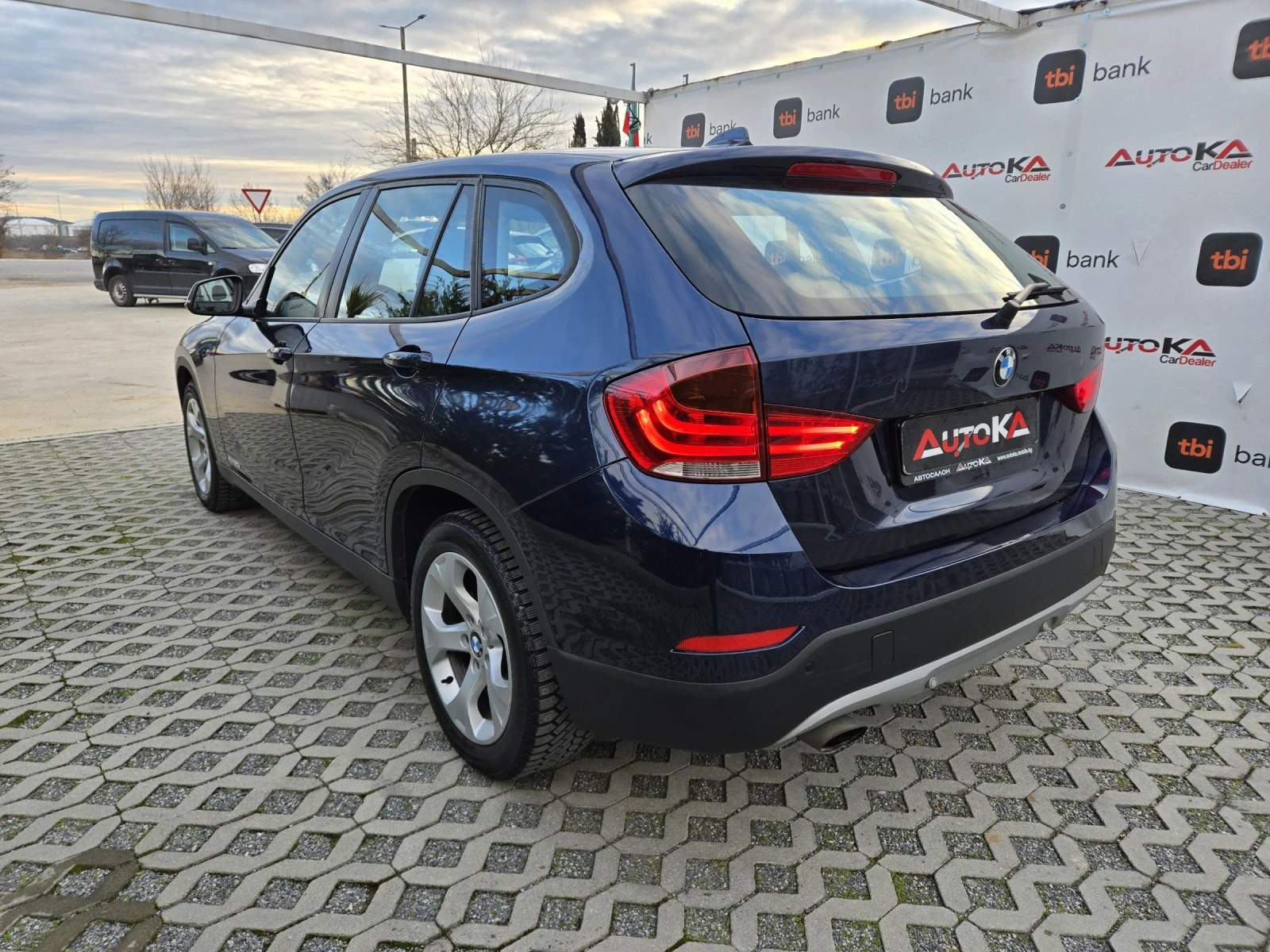 BMW X1 2.0D-184кс= АВТОМАТ= 4Х4= M PACKET= NAVI= FACE - изображение 5