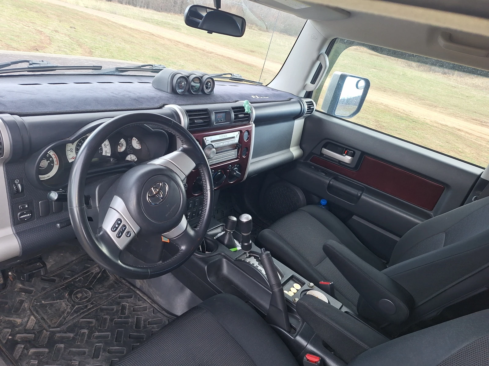 Toyota Fj cruiser 4.0 i V6 Automatic, LPG, �-Trac, ������ �� ��� | Mobile.bg � ����������� 9