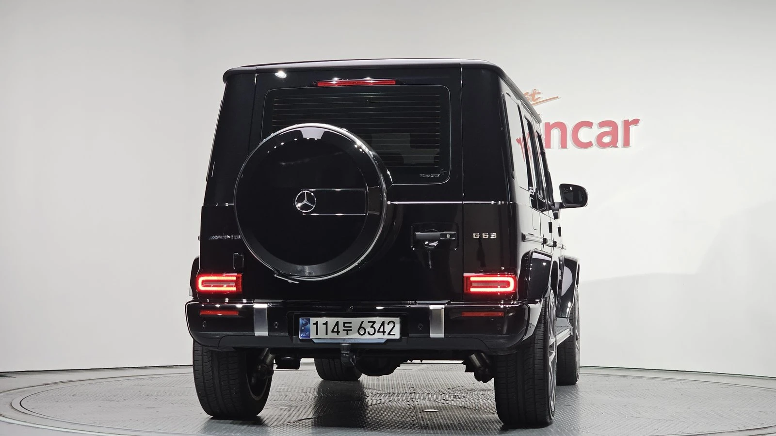 Mercedes-Benz G 63 AMG ЛЮК* 360* KEYLESS* ПОДГРЕВ ВОЛАН* КРАЙНА ЦЕНА, снимка 4 - Автомобили и джипове - 55308575