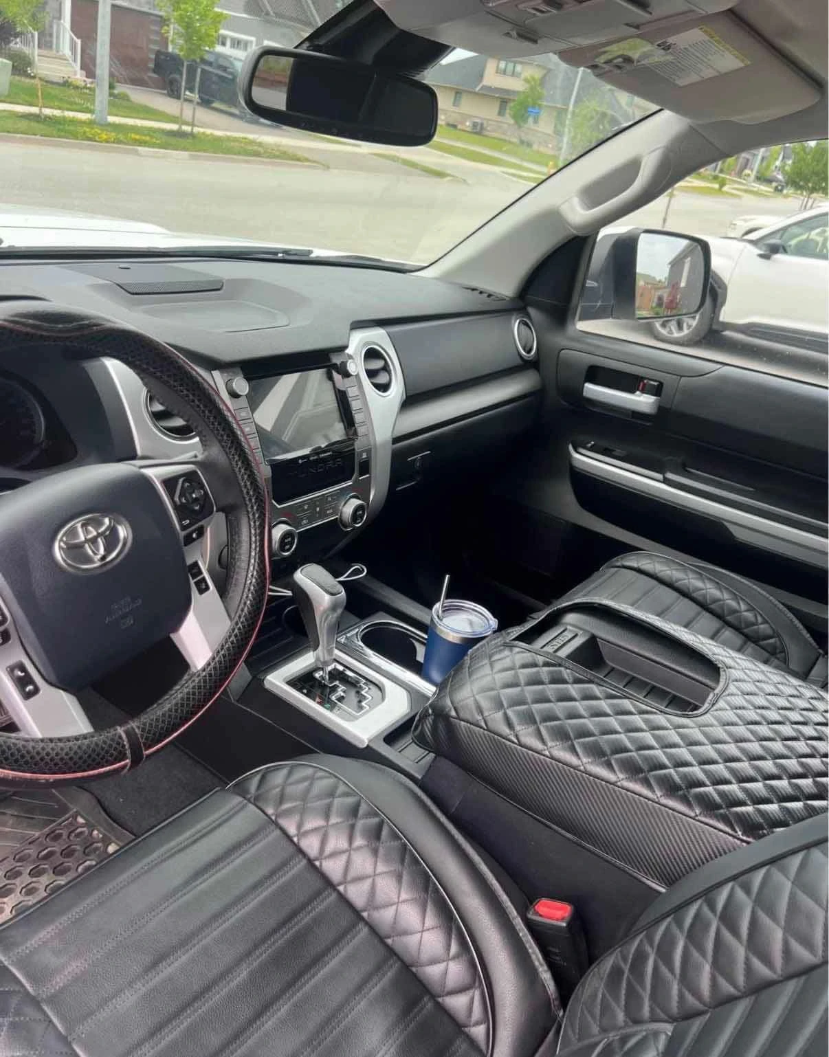 Toyota Tundra * 4x4 Double Cab * CARFAX * ЦЕНА ДО БГ, снимка 8 - Автомобили и джипове - 55322799