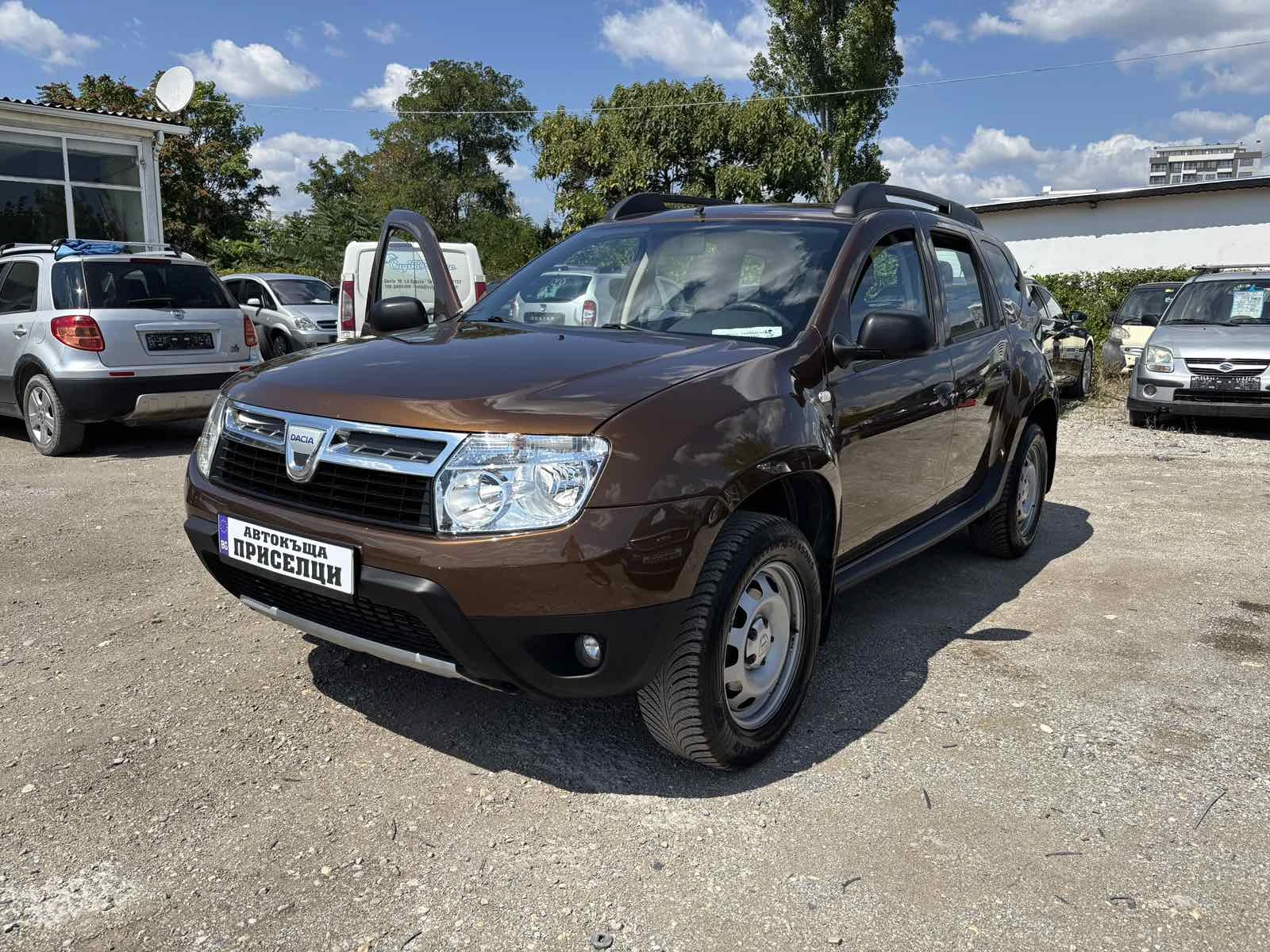 Dacia Duster 72000 КМ !!!!, снимка 2 - Автомобили и джипове - 55846204
