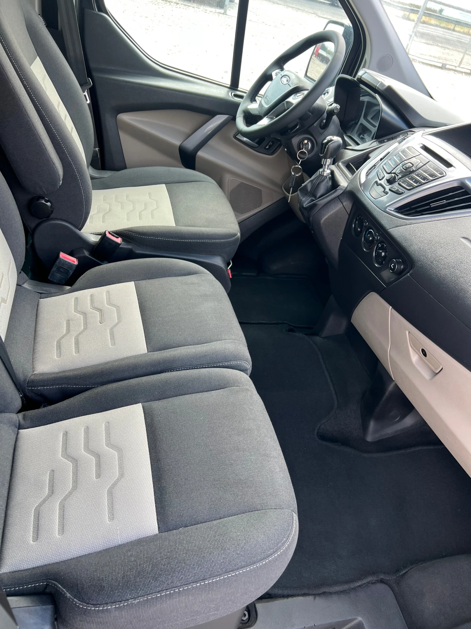 Ford Transit Custom 9  . | Mobile.bg   17