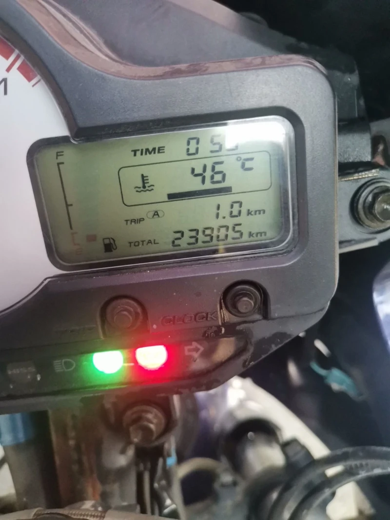 Honda Vtr 1000 F, снимка 4 - Мотоциклети и мототехника - 52431261