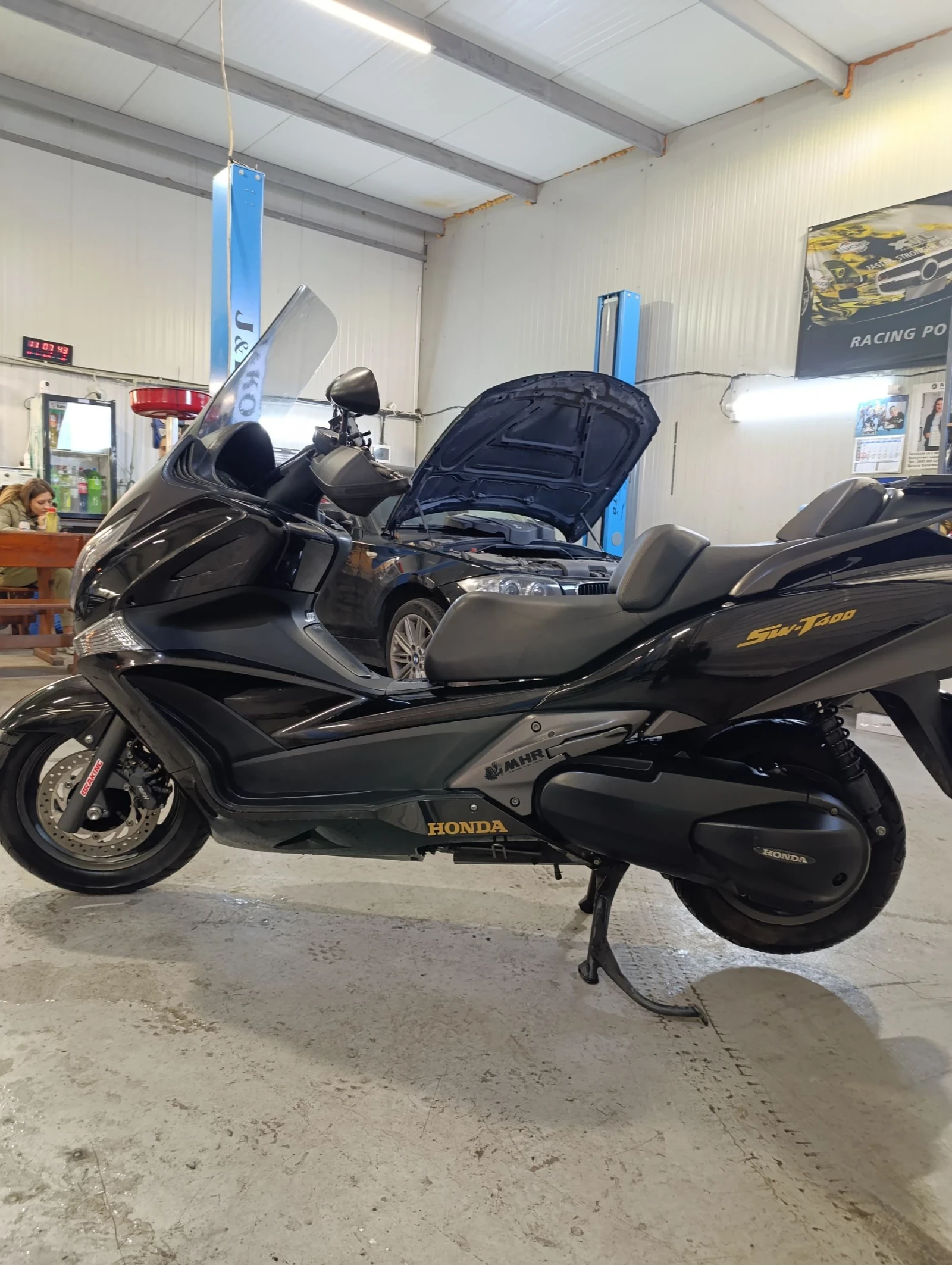 Honda Silver Wing 400 - изображение 3