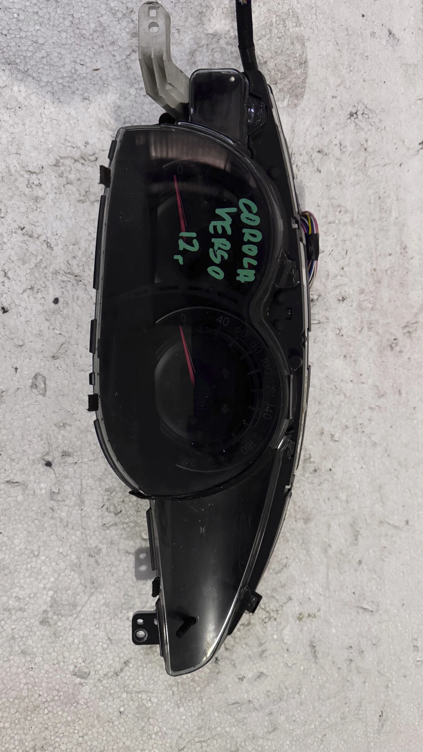   Toyota Corolla Verso 2012 | Mobile.bg   1