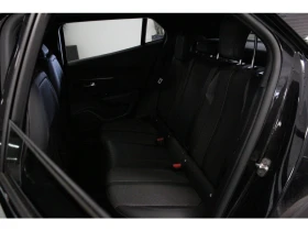 Peugeot 2008 50 kWh GT, снимка 5