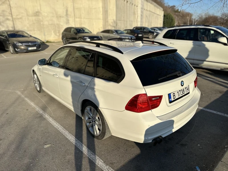 BMW 330 330XI LCI, снимка 2 - Автомобили и джипове - 48716333