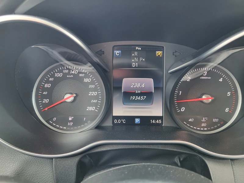 Mercedes-Benz C 220 2.2CDI FUL LED, снимка 13 - Автомобили и джипове - 49241725