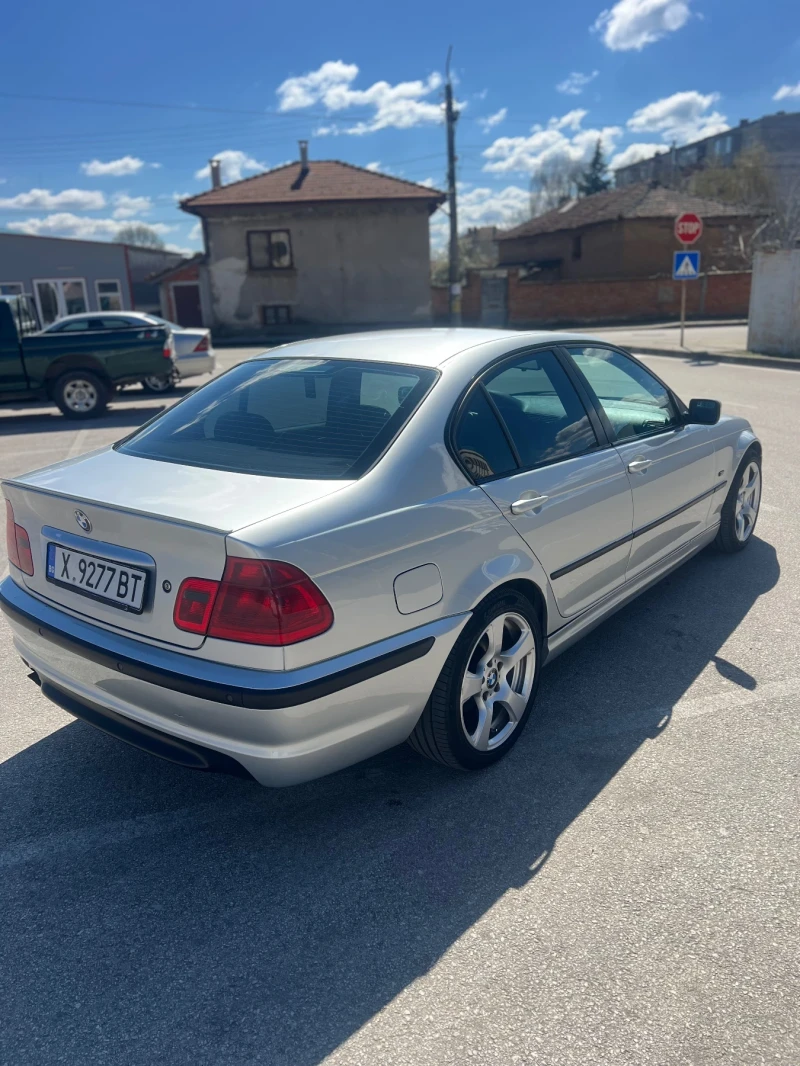 BMW 323 323i, снимка 4 - Автомобили и джипове - 49588633