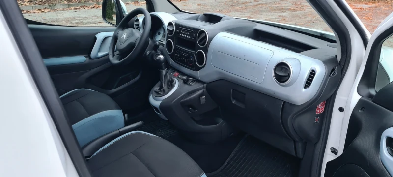 Citroen Berlingo 1.6HDI-90k.c LED-FACELIFT-EВРО-5В!, снимка 14 - Автомобили и джипове - 49966078