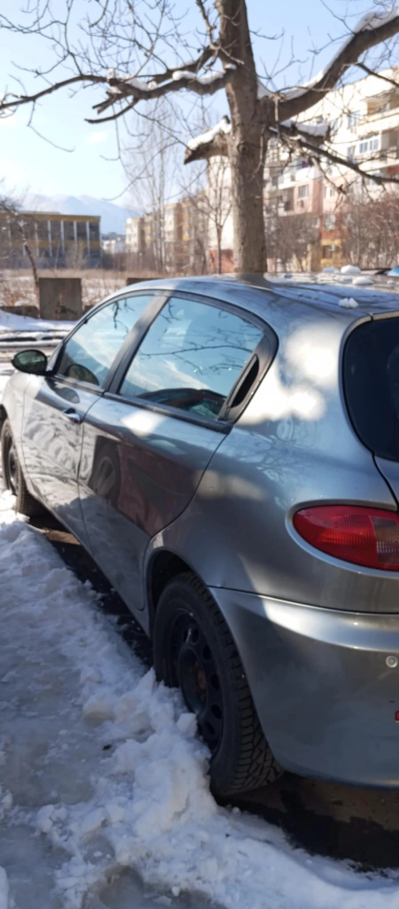 Alfa Romeo 147, снимка 3 - Автомобили и джипове - 52423188