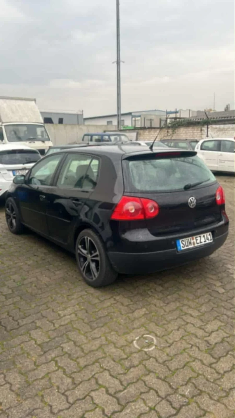 VW Golf, снимка 3 - Автомобили и джипове - 52462339