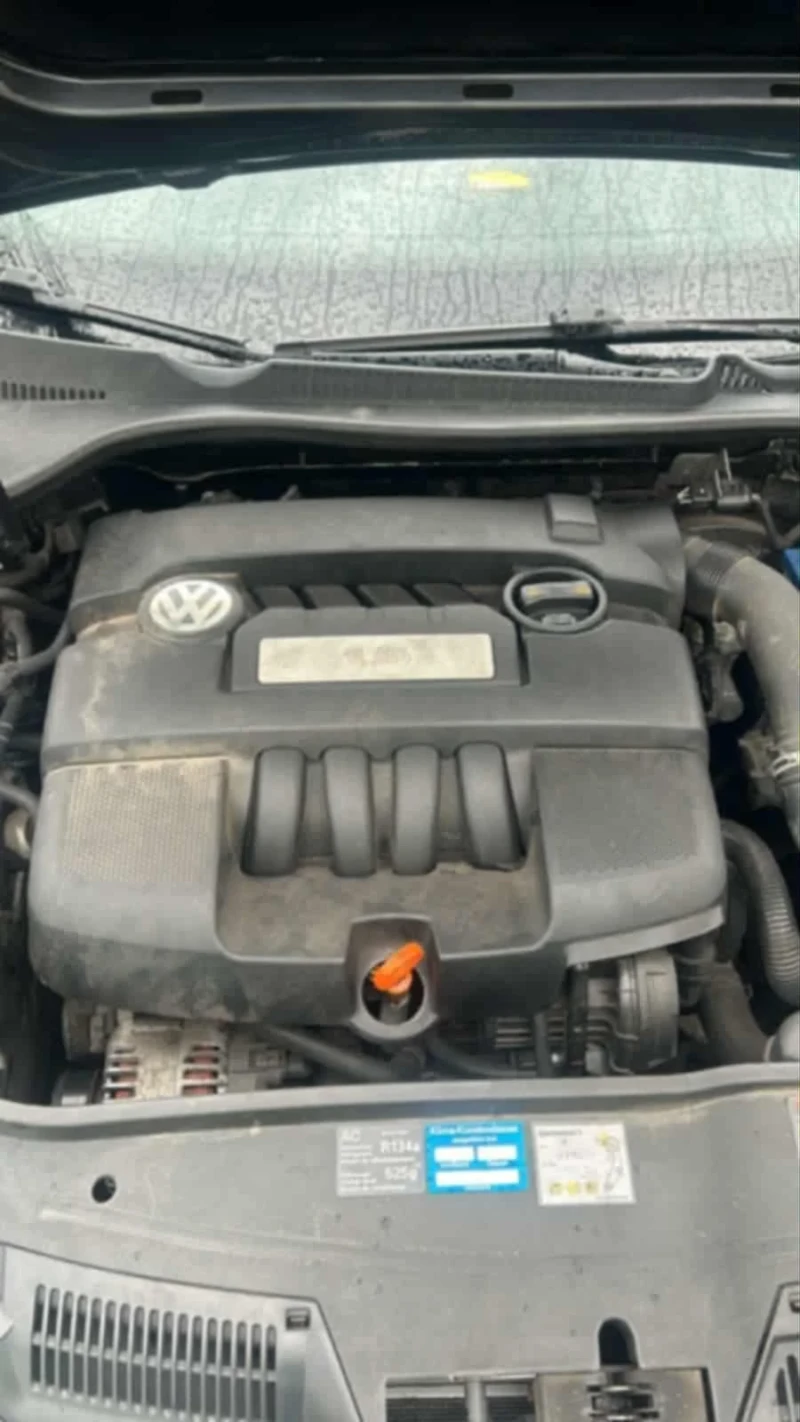 VW Golf, снимка 4 - Автомобили и джипове - 52462339