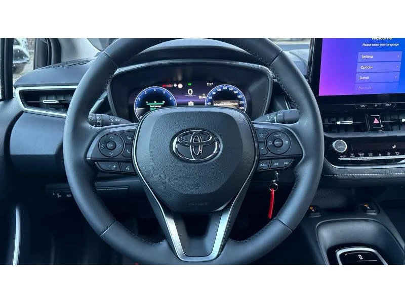 Toyota Corolla SDN 1.5 6MT Executive MY25 | Mobile.bg � ����������� 13