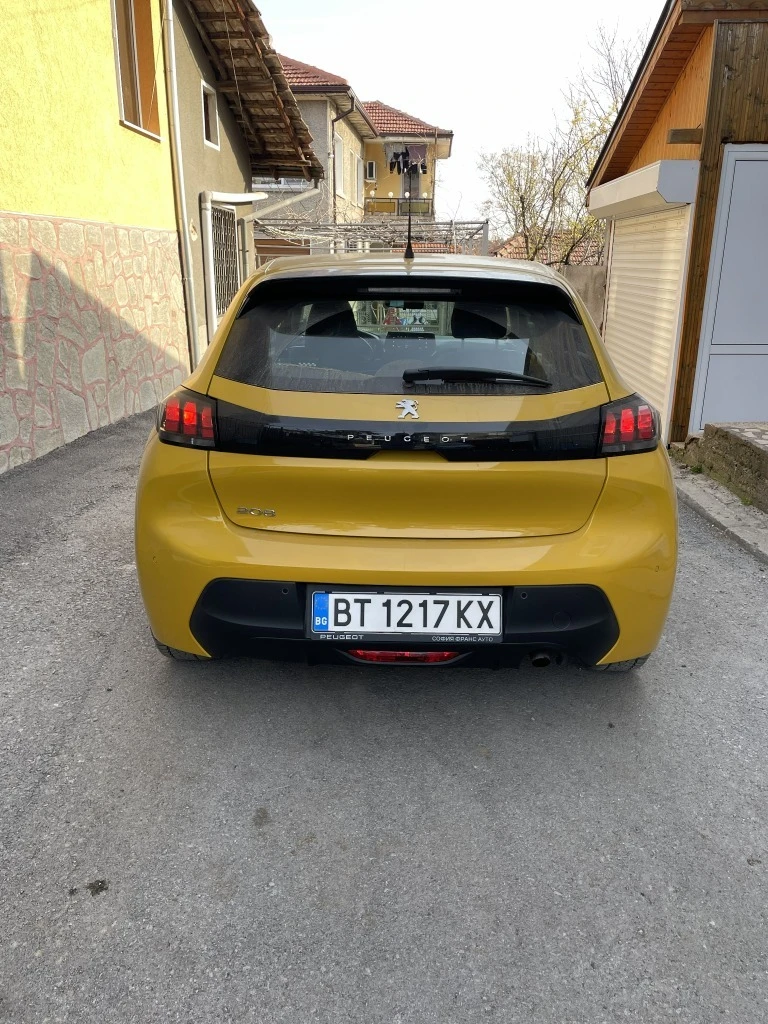 Peugeot 208 1.2, снимка 5 - Автомобили и джипове - 53869219